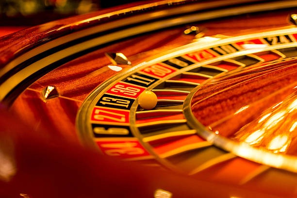 Live dealer blackjack table at cr7sip with professional dealer and HD camera angles